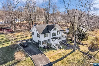 265 Little Falls Road, Cedar Grove, NJ 07009 - Photo 5