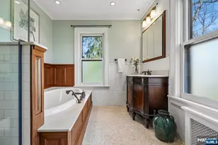 340 Highland Ave, Montclair, NJ 07043 - Photo 27