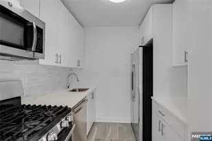 500 Central Ave 207, Union City, NJ 07087 - Photo 5