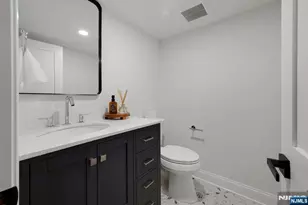 30 Edgecliff Rd, Montclair, NJ 07043 - Photo 35