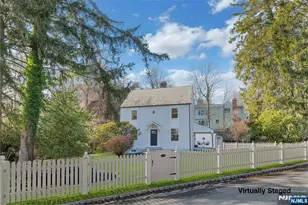 30 Edgecliff Rd, Montclair, NJ 07043 - Photo 3