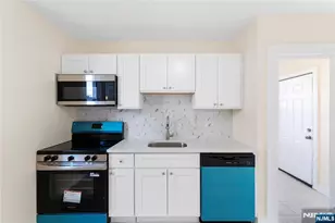 113 Columbia Ave, Newark, NJ 07106 - Photo 7