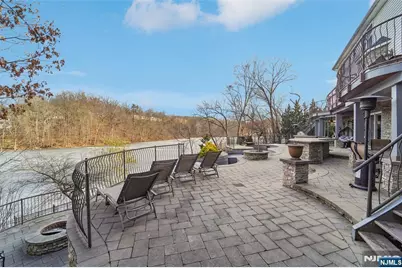 185 Summit Avenue, Pompton Lakes, NJ 07442 - Photo 31