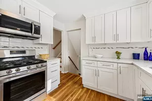 4 Lockwood Ln, Closter, NJ 07624 - Photo 13