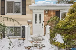 4 Lockwood Ln, Closter, NJ 07624 - Photo 3