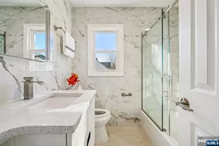 127 E Village Circle, Paramus, NJ 07652 - Photo 21