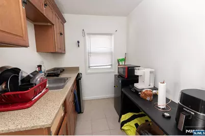 10 Glennon Place, West Orange Township, NJ 07052 - Photo 21