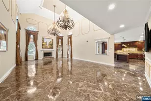 172 Briarheath Ln, Clark Township, NJ 07066 - Photo 7