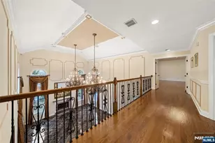 172 Briarheath Ln, Clark Township, NJ 07066 - Photo 15