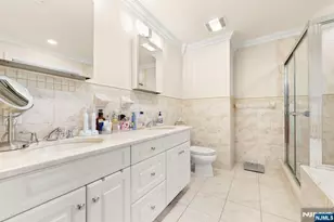 385A Roosevelt, Fairview, NJ 07022 - Photo 25