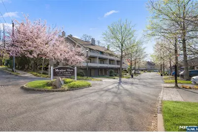 24 Meadowview Court, Leonia, NJ 07605 - Photo 25