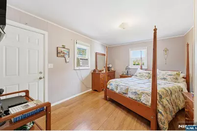 181 Phelps Avenue, Bergenfield, NJ 07621 - Photo 15