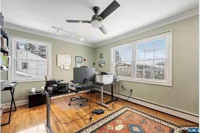 18 Vermont Drive, Paramus, NJ 07652 - Photo 27