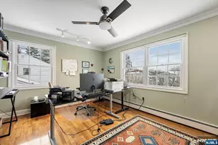 18 Vermont Dr, Paramus, NJ 07652 - Photo 27