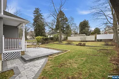239 Hillside Avenue, Nutley, NJ 07110 - Photo 23
