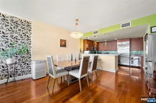 8100 River Road 1011, North Bergen, NJ 07047 - Photo 5