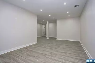 21 E Clinton Avenue, Bergenfield, NJ 07621 - Photo 41