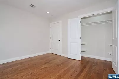 21 E Clinton Avenue, Bergenfield, NJ 07621 - Photo 33
