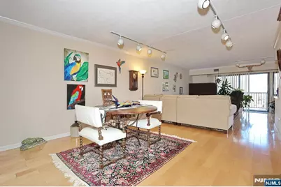 521 Piermont Avenue 403A #403A, River Vale Township, NJ 07675 - Photo 5