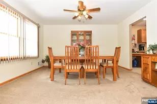 31 Smith St, Waldwick, NJ 07463 - Photo 5