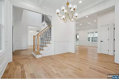 19 Tilden Court, Livingston, NJ 07039 - Photo 5