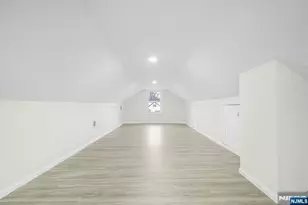 16 Grey Rock Ave, Little Falls Township, NJ 07424 - Photo 9