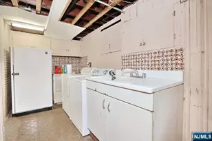 22-09 Arcadia Rd, Fair Lawn, NJ 07410 - Photo 21