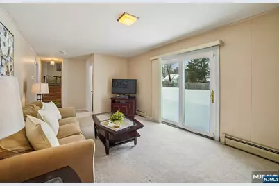 14 Crescent Drive, Parsippany, NJ 07054 - Photo 15