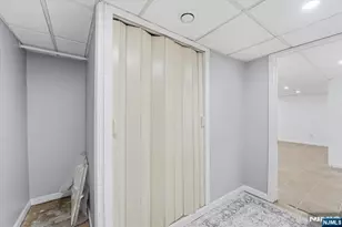 10 Riverview Ct, Kearny, NJ 07032 - Photo 33