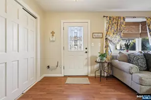 21 Rowe St, Bloomfield, NJ 07003 - Photo 5