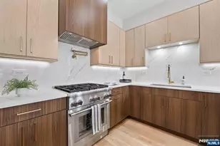 146 Sherman Ave 3, Jersey City, NJ 07307 - Photo 11