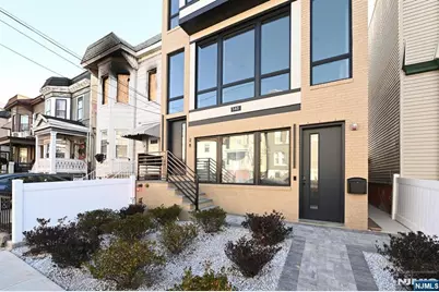 146 Sherman Avenue 3 #3, Jersey City, NJ 07307 - Photo 25