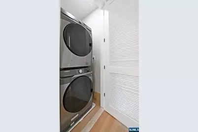 146 Sherman Avenue 3 #3, Jersey City, NJ 07307 - Photo 21