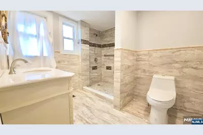 234 Holmes Street, Belleville, NJ 07109 - Photo 23