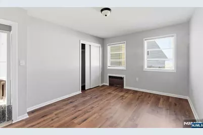 15-17 Valley Street, Newark, NJ 07106 - Photo 7