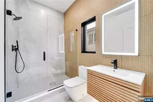 2220 Mackay Ave A, Fort Lee, NJ 07024 - Photo 41