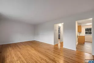 121 Regency Park, Ramsey, NJ 07446 - Photo 5