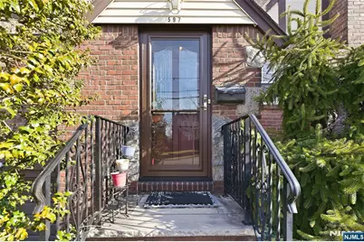 597 Penn Avenue, Teaneck Township, NJ 07666 - Photo 5