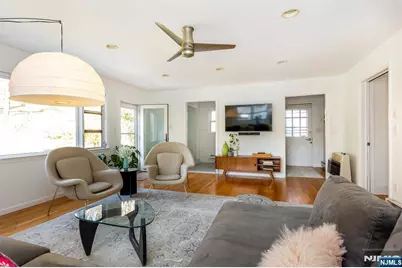 124 Essex Avenue, Glen Ridge, NJ 07028 - Photo 11