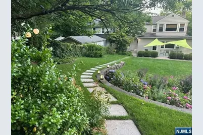 124 Essex Avenue, Glen Ridge, NJ 07028 - Photo 47