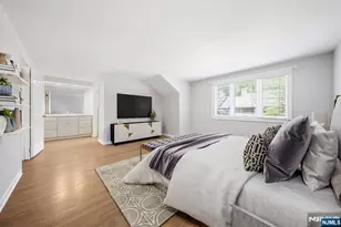 12 Sandburg Ct, Mahwah, NJ 07430 - Photo 17