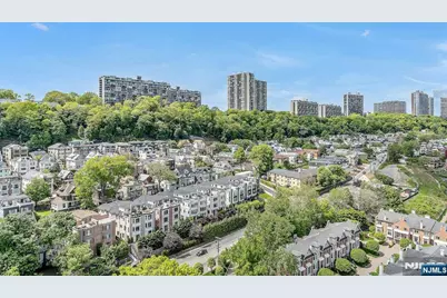 1203 River Road 21A #21A, Edgewater, NJ 07020 - Photo 7