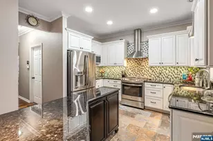 138 Aspen Ct, Jefferson Township, NJ 07849 - Photo 19