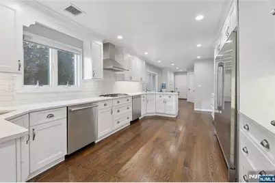 48 John Place, Bergenfield, NJ 07621 - Photo 7