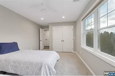 48 John Place, Bergenfield, NJ 07621 - Photo 17