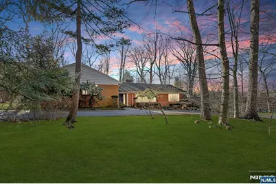 32 Litchfield Way, Alpine, NJ 07620 - Photo 1