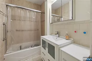 100 Palisade Ave D12, Englewood, NJ 07631 - Photo 15