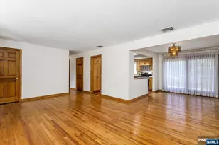 630 Valley Ct, Washington Township, NJ 07676 - Photo 7