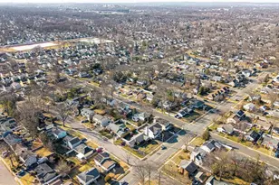 36 N Vivyen St, Bergenfield, NJ 07621 - Photo 29