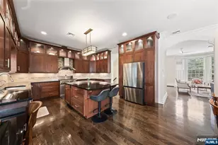 1602 Center Ave B, Fort Lee, NJ 07024 - Photo 9